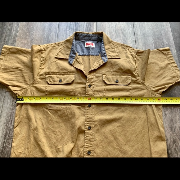 Men’s Short Sleeve Button Down Wrangler Shirt Size L/G Beige/Tan Colour - Picture 6 of 7